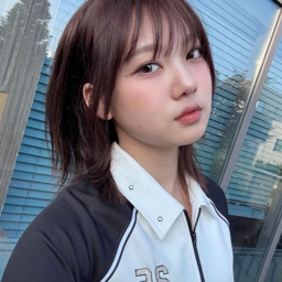 Chaena gallery image