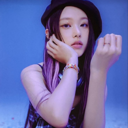 Haerin gallery image