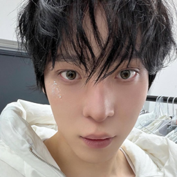 Yunho gallery image