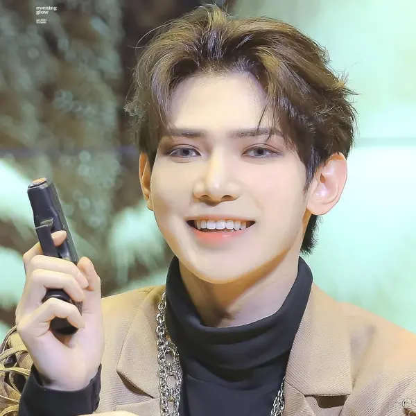 Yeosang gallery image