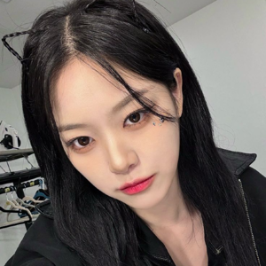 HyunJin gallery image