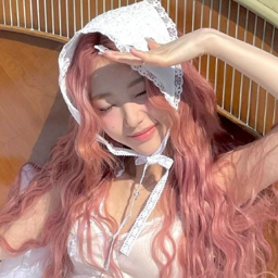 Yeojin gallery image