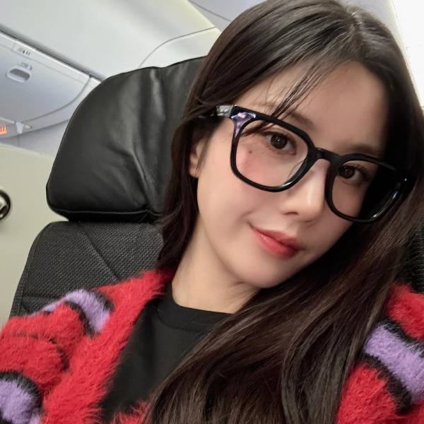 Eunbi gallery image