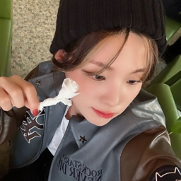 Seline gallery image