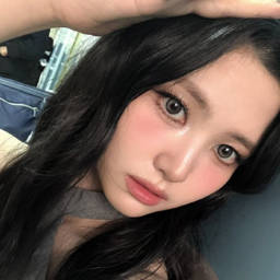 LEE SONGHYUN gallery image