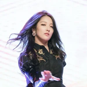 Jihyun gallery image