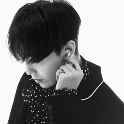 G-Dragon gallery image