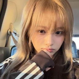 Sullyoon gallery image