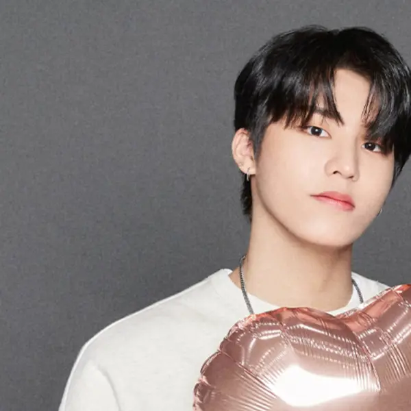 Park Jeongwoo gallery image