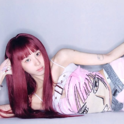 Chaeyoung gallery image