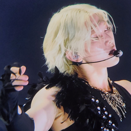 Yeosang gallery image