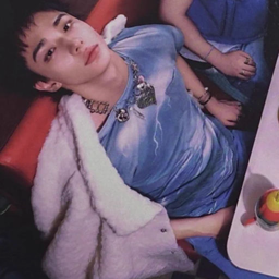 Hyunjin gallery image