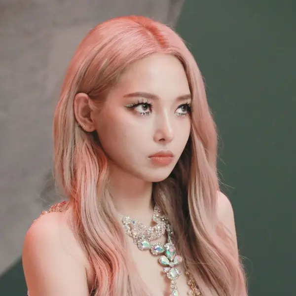 Jeon Somin gallery image