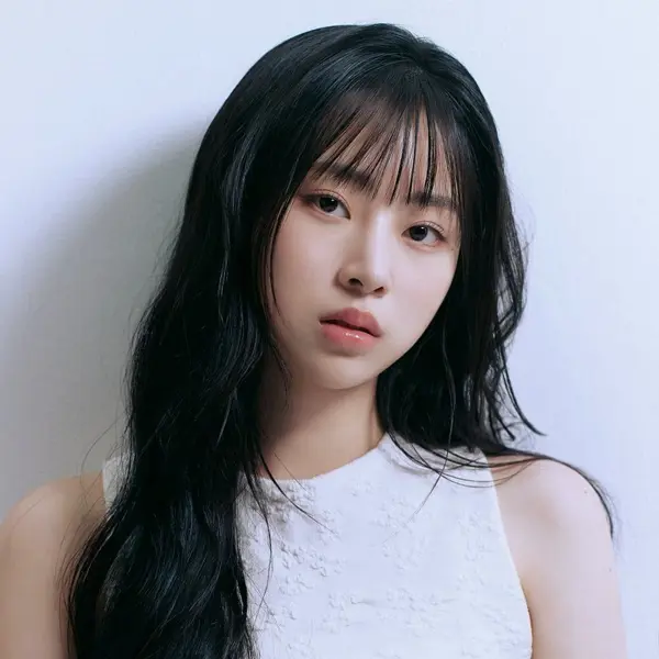 Jihyun gallery image