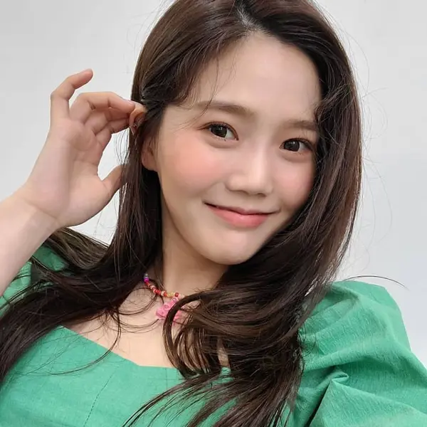 Hyojung gallery image