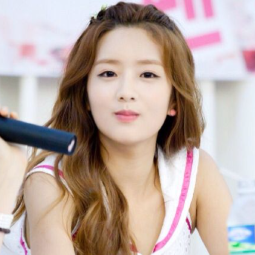 Larawan sa gallery ni Bomi