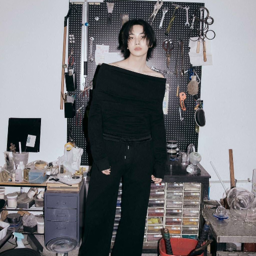 Jeonghan gallery image