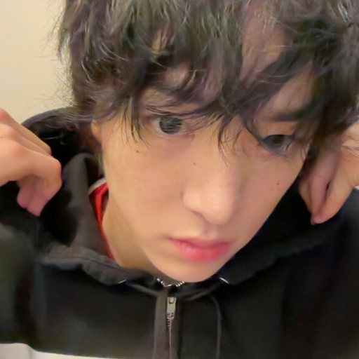 Baek Junhyuk gallery image