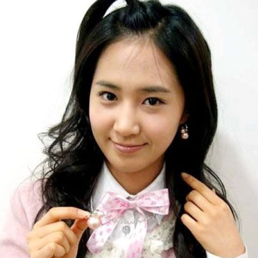 Larawan sa gallery ni Yuri