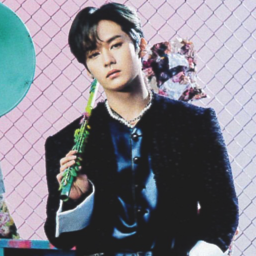 Lee Know gallery image