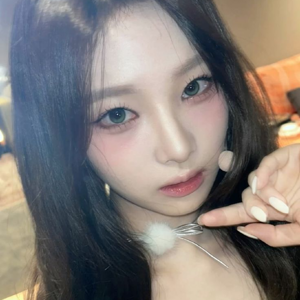 Jeong HaYeon gallery image