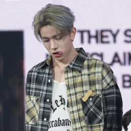 Heeseung gallery image