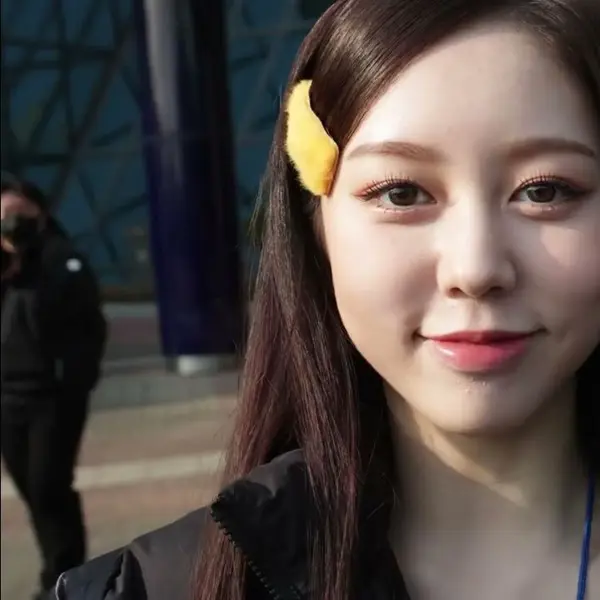 Jeong HyeRin gallery image