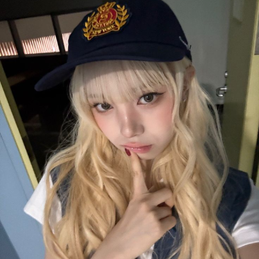 Mia gallery image