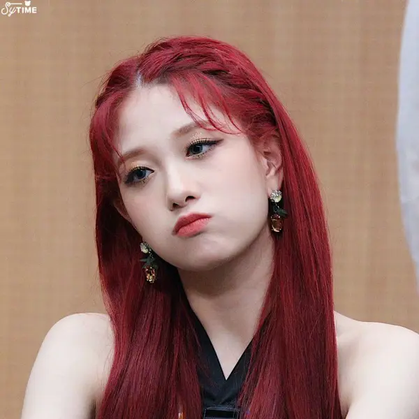 Seoyeon gallery image