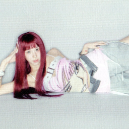 Chaeyoung gallery image