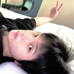 Jisung gallery image