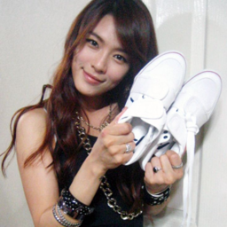 Kahi gallery image