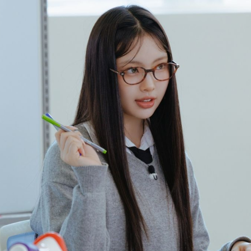Hyein gallery image