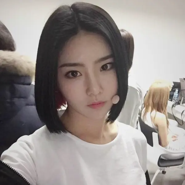 Yuna gallery image