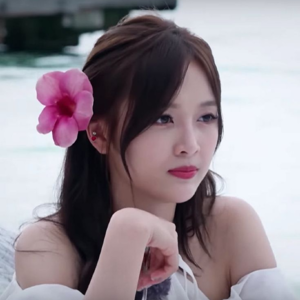 Xuanyi gallery image