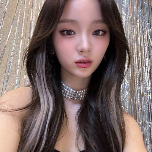 E.JI gallery image