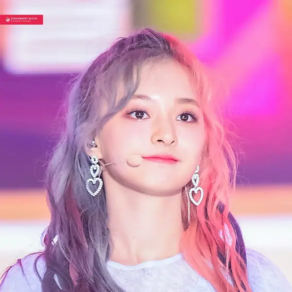 Nakyung gallery image