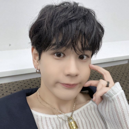 Mamehara Issei gallery image