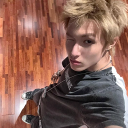 Martin gallery image