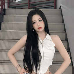 Ahyeon gallery image