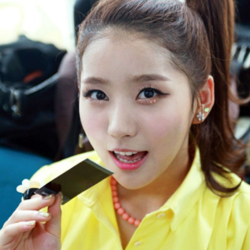Yooyoung galerijafbeelding