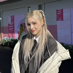 Huening Bahiyyih gallery image