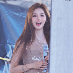 Sullyoon gallery image