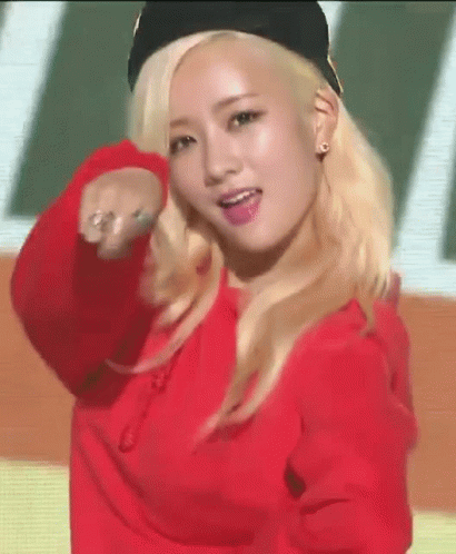 Bomi gif