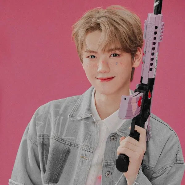 Minhee gallery image