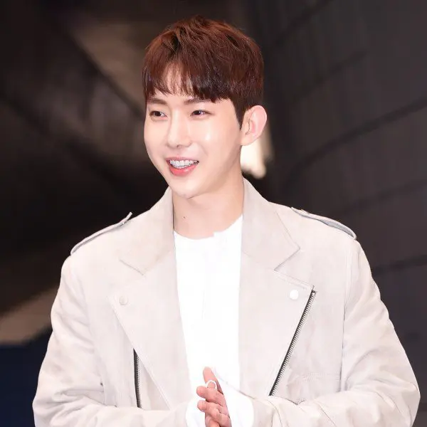 Jo Kwon gallery image