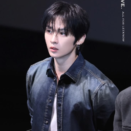 Lee Know gallery image