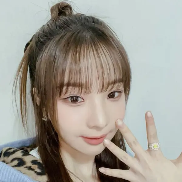 Jeong HaYeon gallery image