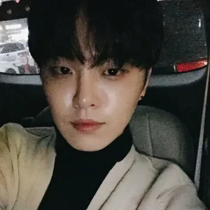 Hajoon gallery image