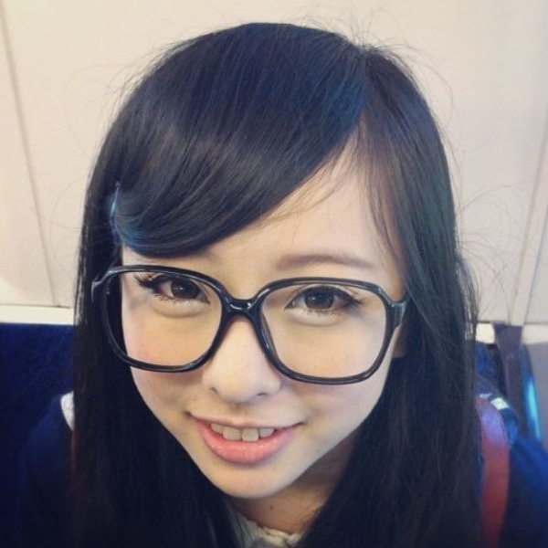 Gambar galeri Vivi